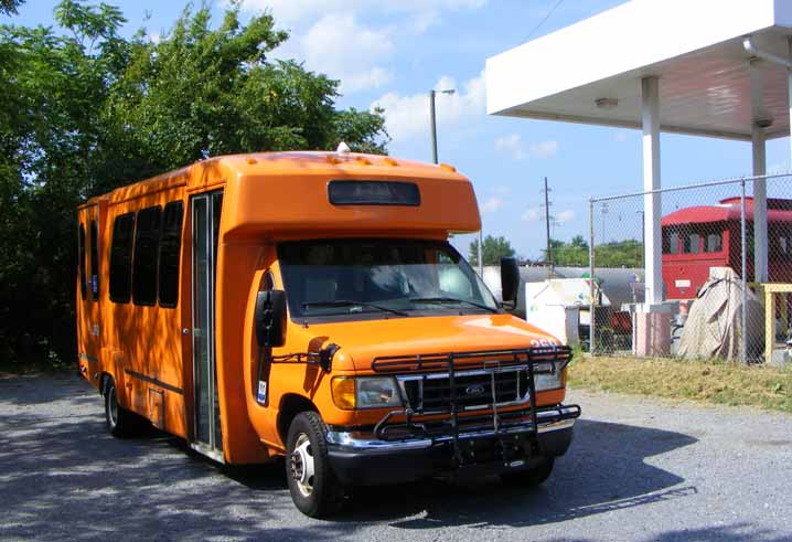 Knoxville Area Transit Ford 369